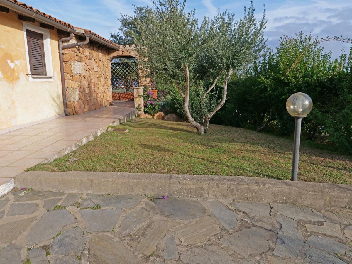 Vista Sul Mare E Tavolara Budoniaffitti Porto San Paolo  Exterior photo